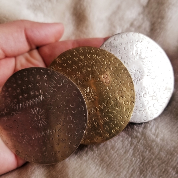 Sold Vtg French aztec hair clip - Picture 2 of 4